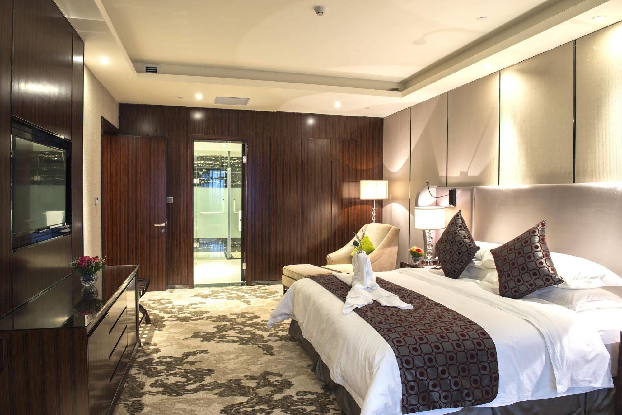 Country Garden Phoenix Hotel Longjiang Shunde Foshan City Extérieur photo